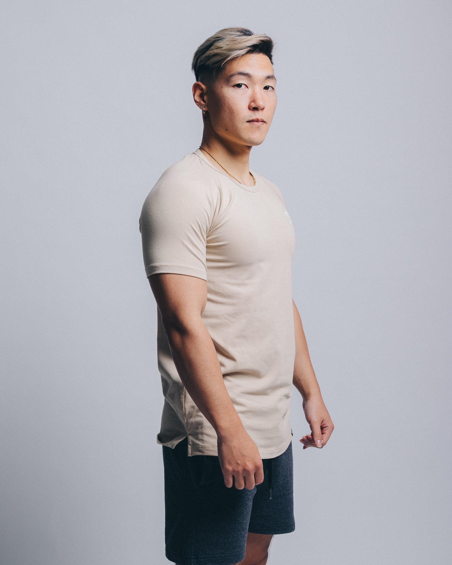 PERFORMANCE SHIRT - BEIGE
