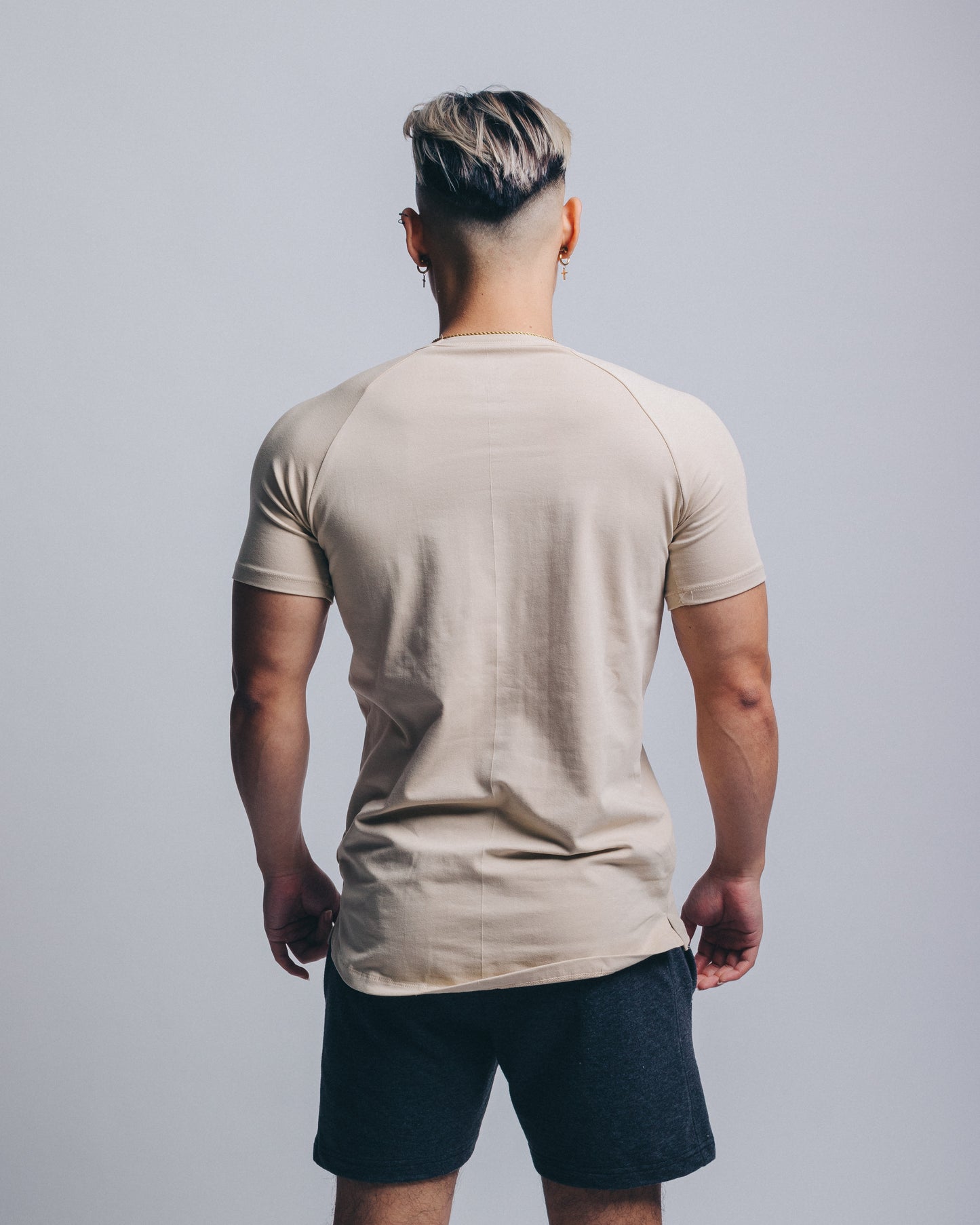 PERFORMANCE SHIRT - BEIGE