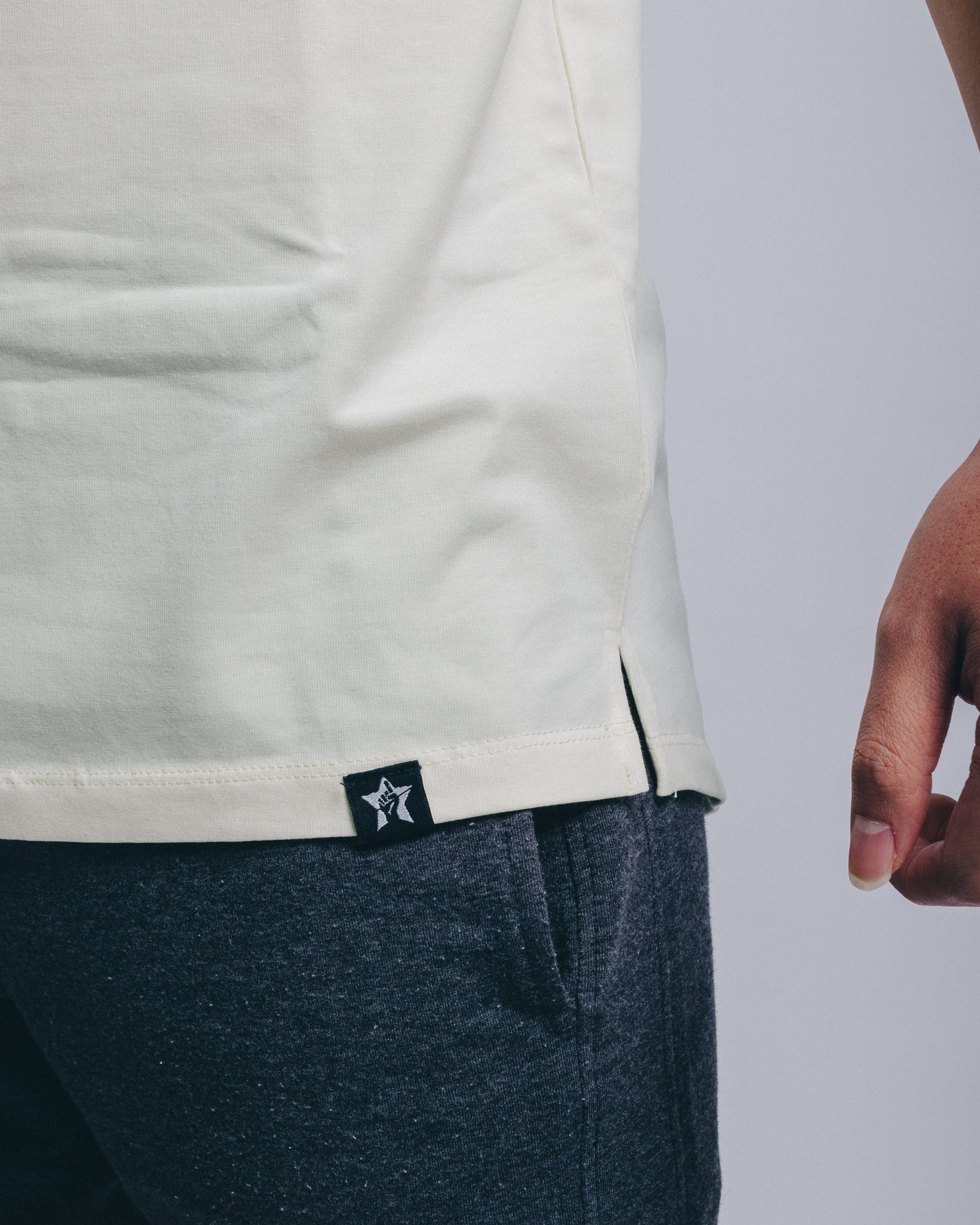 PERFORMANCE SHIRT - CREAM